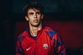 欧冠1／8决赛次回合最佳阵容：凯恩、多纳鲁马领